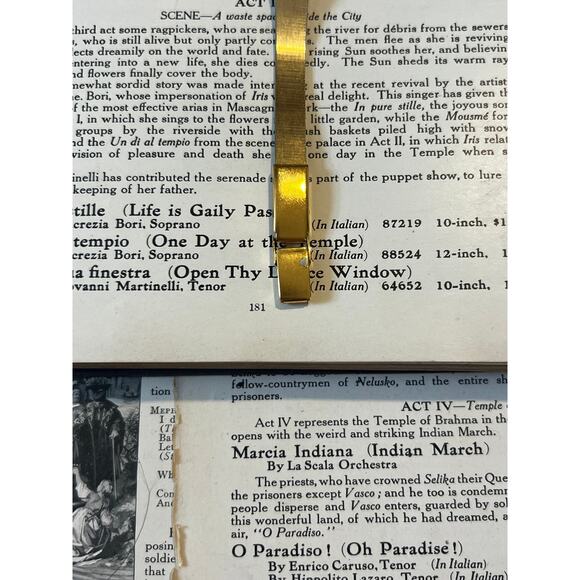 seiko gold tone square dial women’s watch - Picture 3 of 3